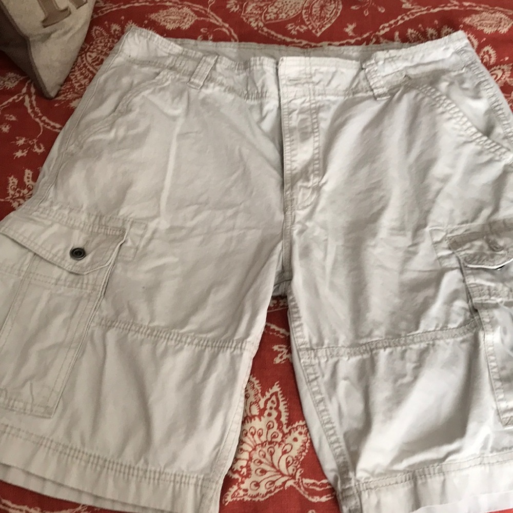 Levi’s cargo shorts